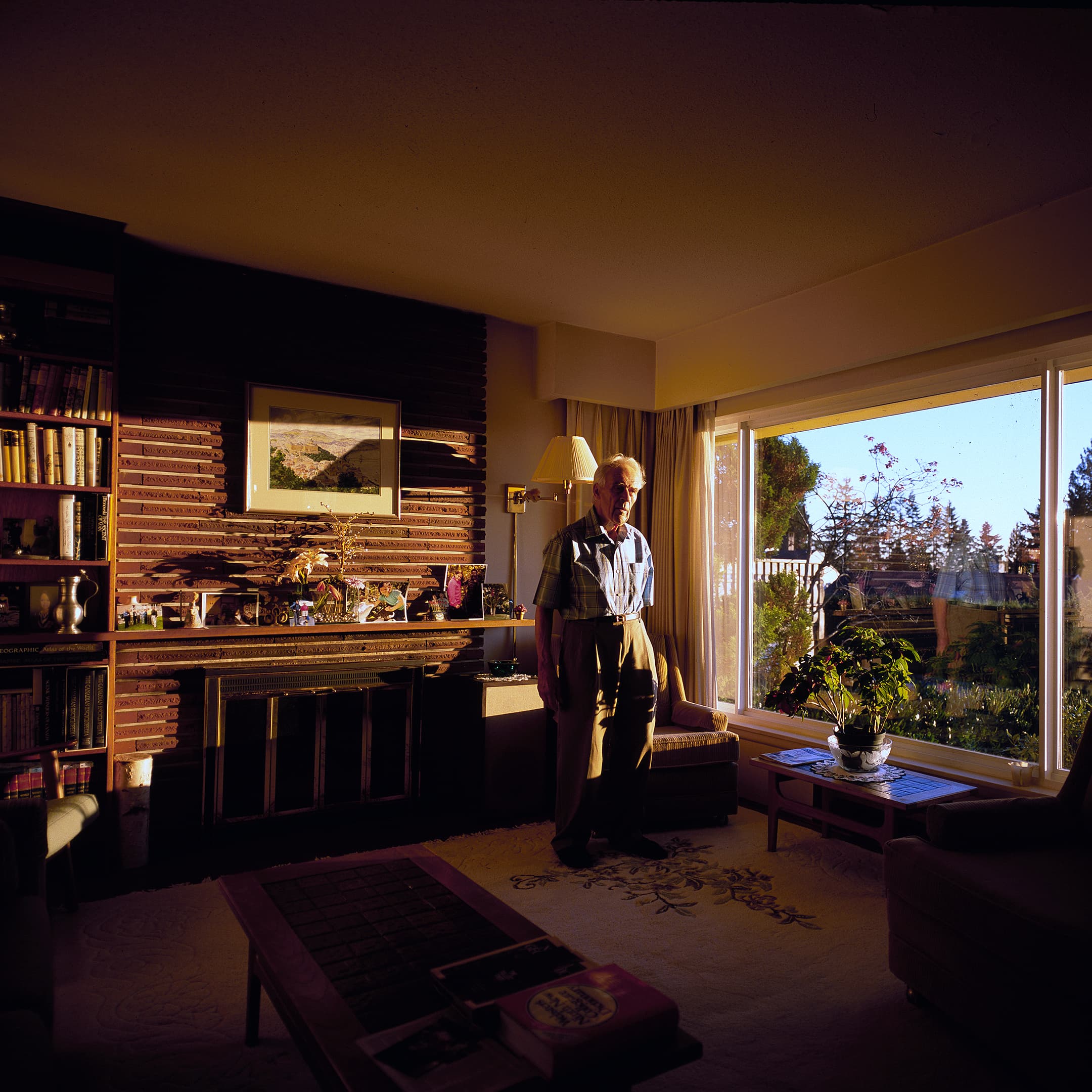The Aura of Home is a collection of medium format color negative film series, touching on the notions and ideas of what it means to be at home. In collaboration with Adam Johannesson.