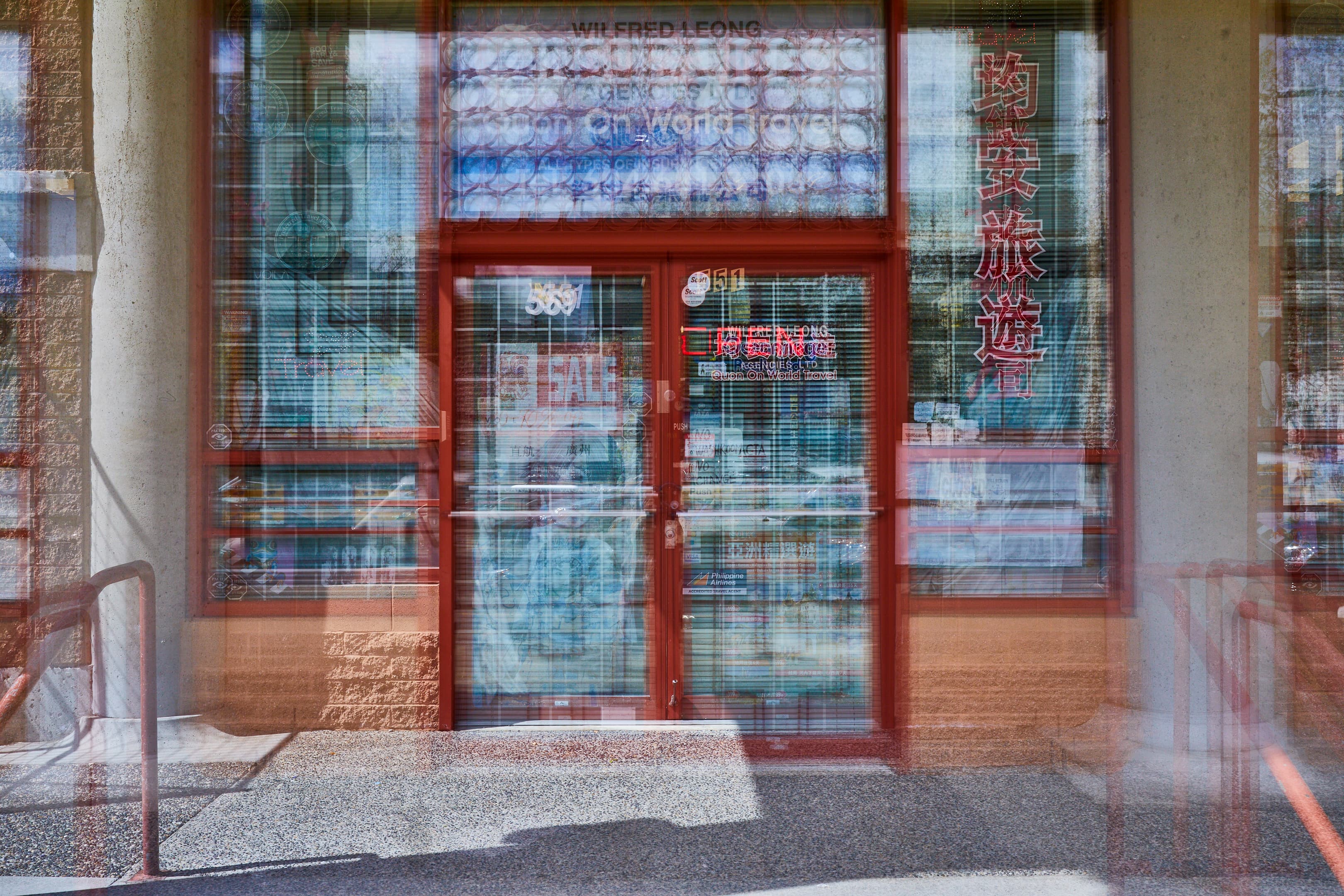 Layers is a multiple exposure photography collection which explores the different types of symmetry displayed by organisms and inanimate objects alike.